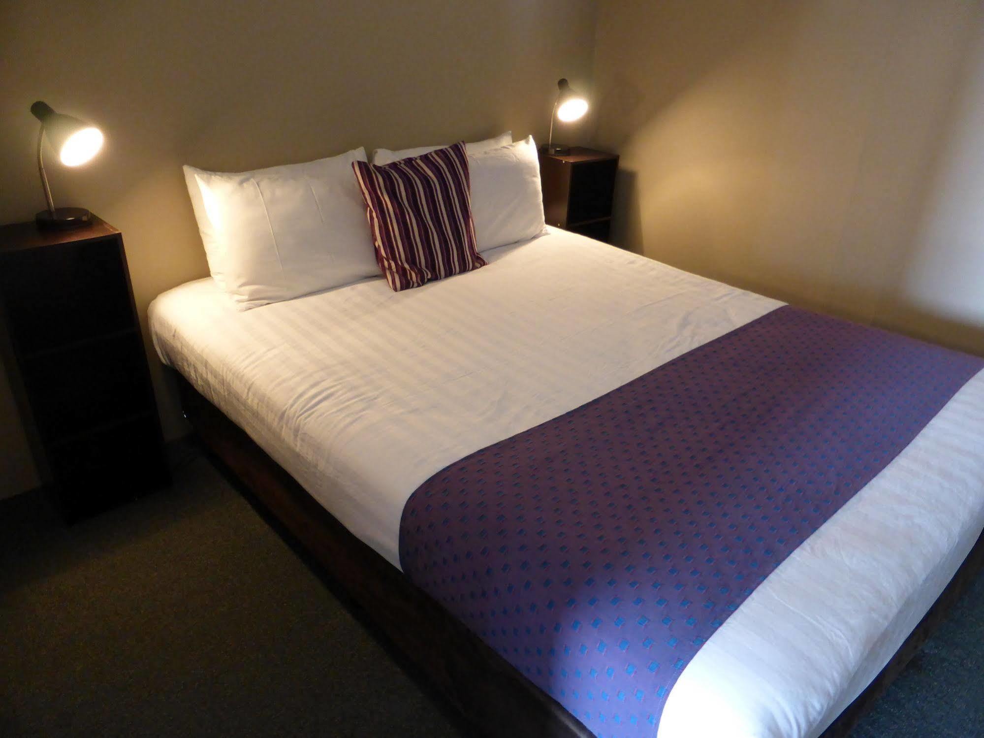 Smerdon Lodge Motel Horsham Buitenkant foto