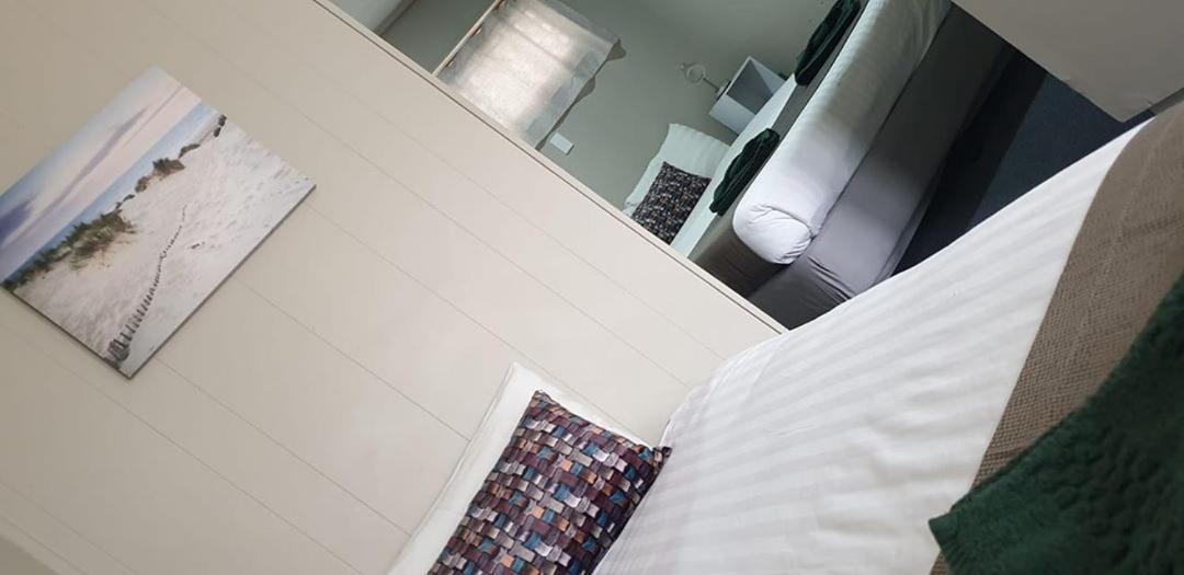 Smerdon Lodge Motel Horsham Buitenkant foto